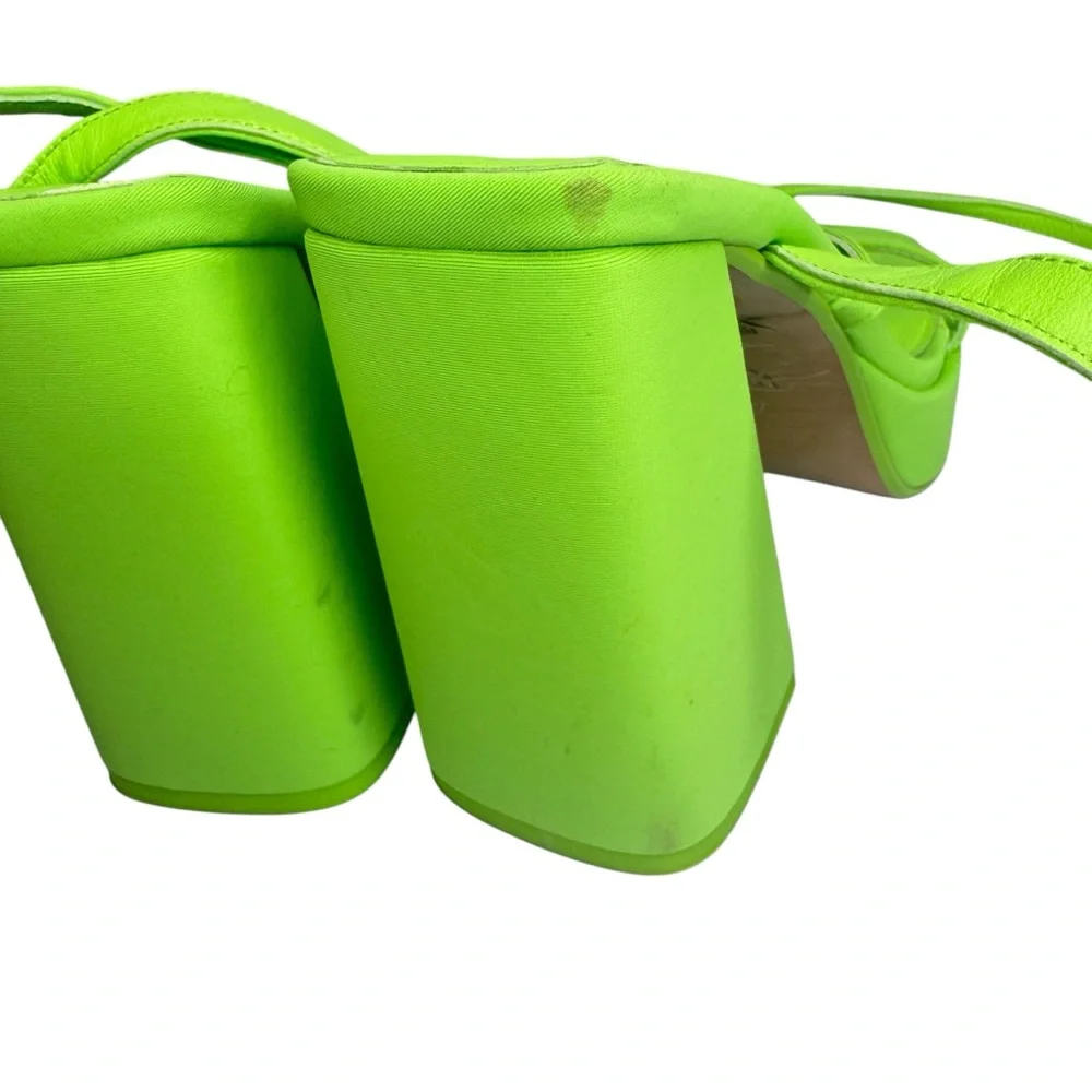 Zara neon green